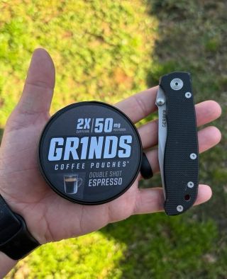 Co nosíš po kapsách ty🫵🏻⁉️ Kafe a nůž základ ✅☕️ #kafe #edc #kava